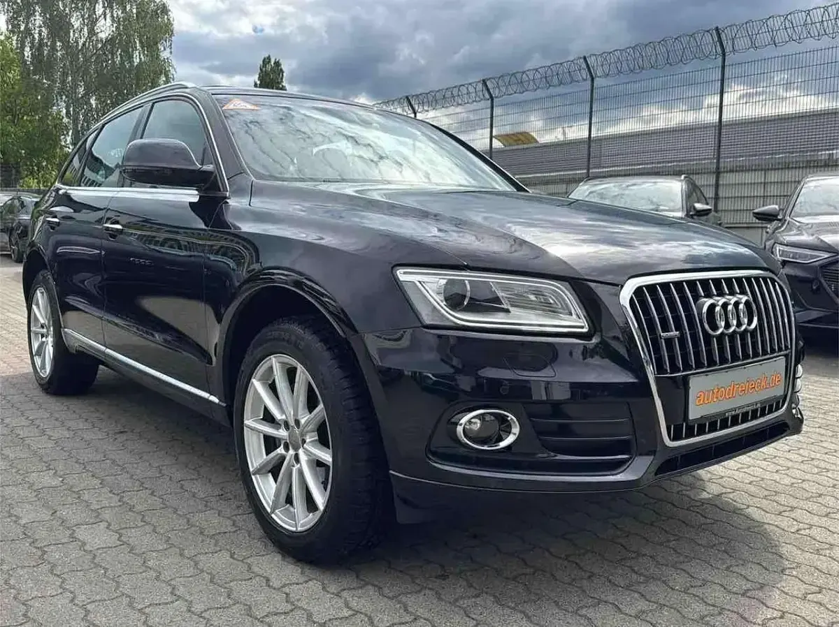 Gebraucht Audi Q5 190 PS (139 kW) 2018 Mythosschwarz metallic SUV