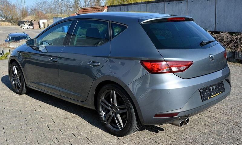 Gebraucht Seat Leon FR 140 PS (102 kW) 2013 Grau Limousine