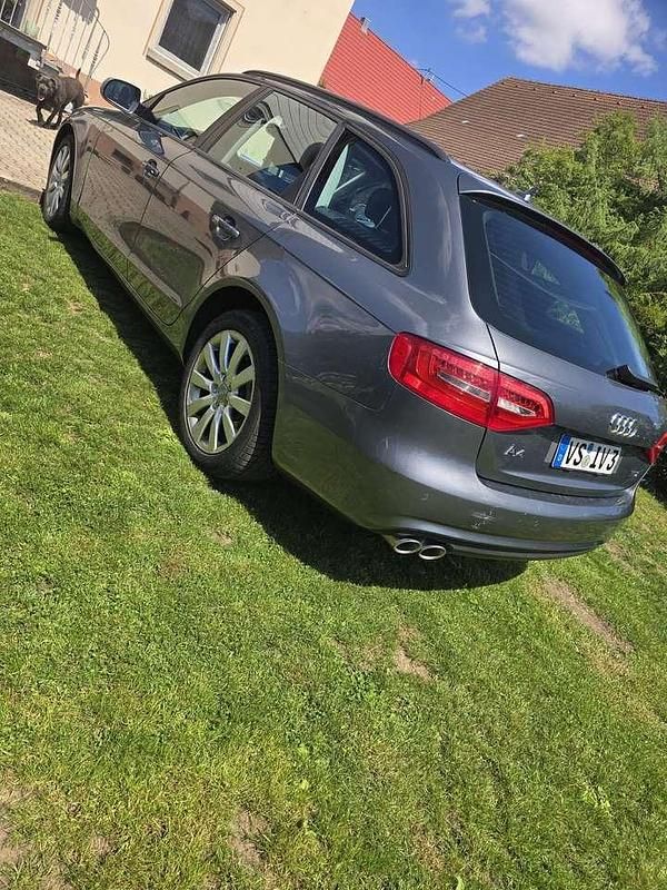 Usado Audi A4 Attraction 150 HP (110 kW) 2014 Carrinha