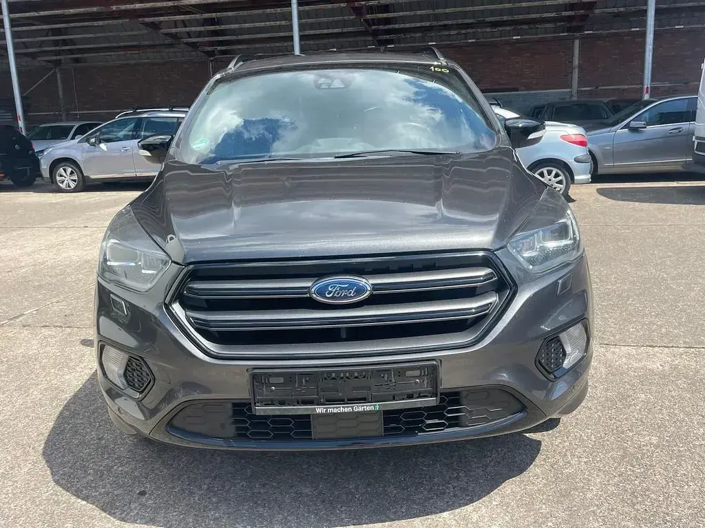 Gebraucht Ford Kuga ST-Line 179 PS (131 kW) 2019 Grau SUV