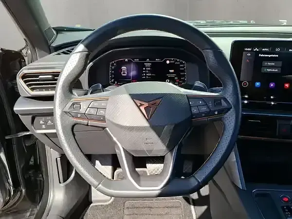 Gebraucht Cupra Formentor Basis 150 PS (110 kW) 2023 Mitternachtsschwarz SUV
