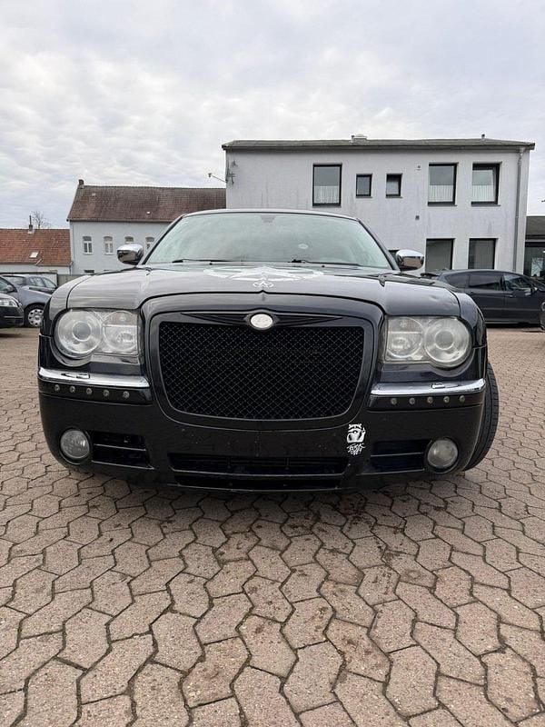 Second-hand Chrysler 300C 218 CP (160 kW) 2009 Negru Berlinǎ