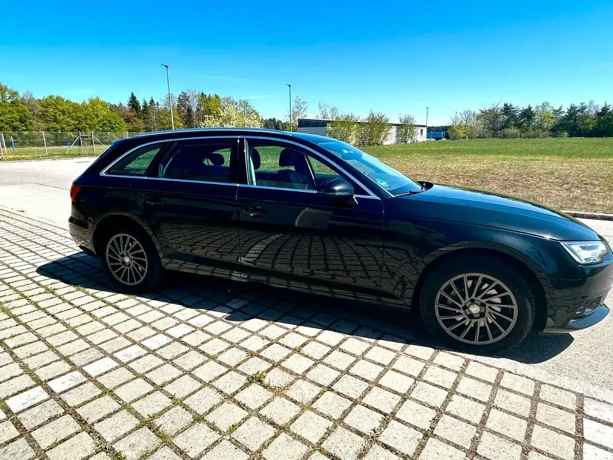 Gebraucht Audi A4 190 PS (139 kW) 2016 Schwarz Kombi