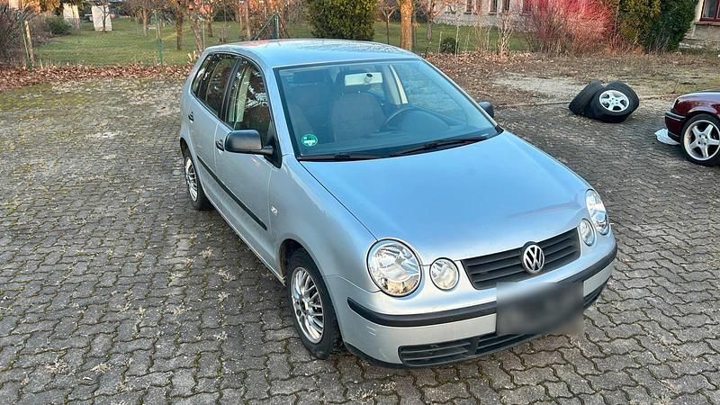 Gebraucht VW Polo 72 PS (52 kW) 2003 Silber Kleinwagen