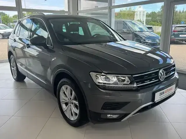 Gebraucht VW Tiguan Highline 180 PS (132 kW) 2018 Grau SUV