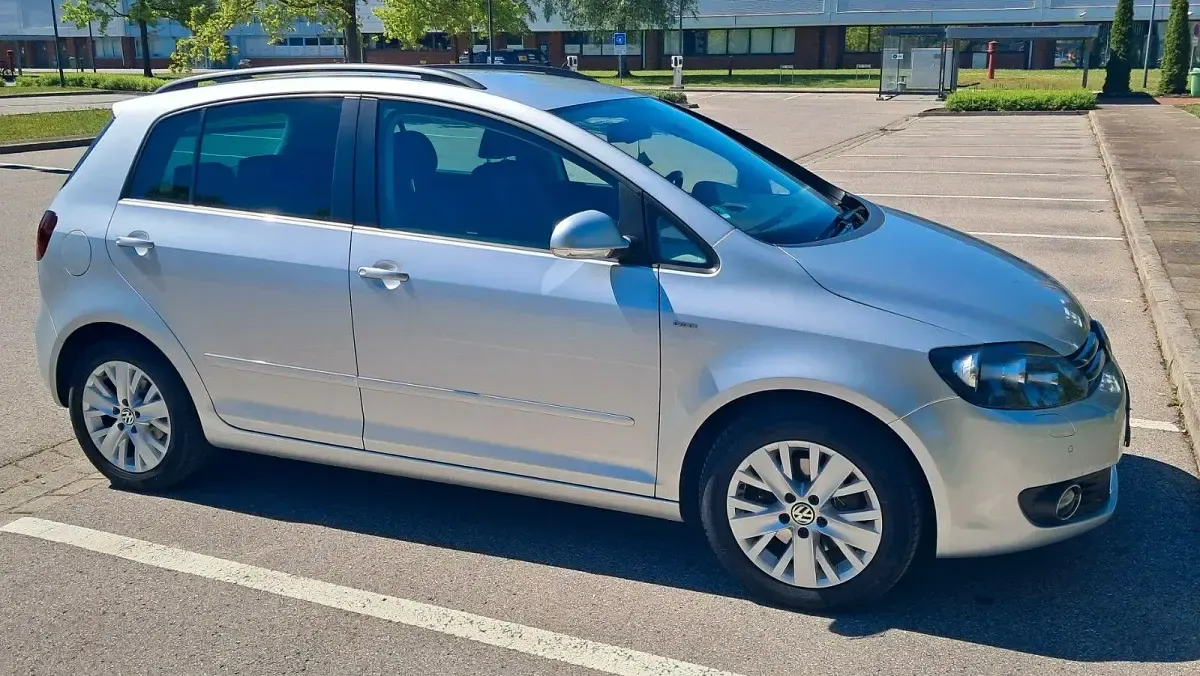 Gebraucht VW Golf Plus Cross Life 105 PS (77 kW) 2013 Silber Van / Kleinbus
