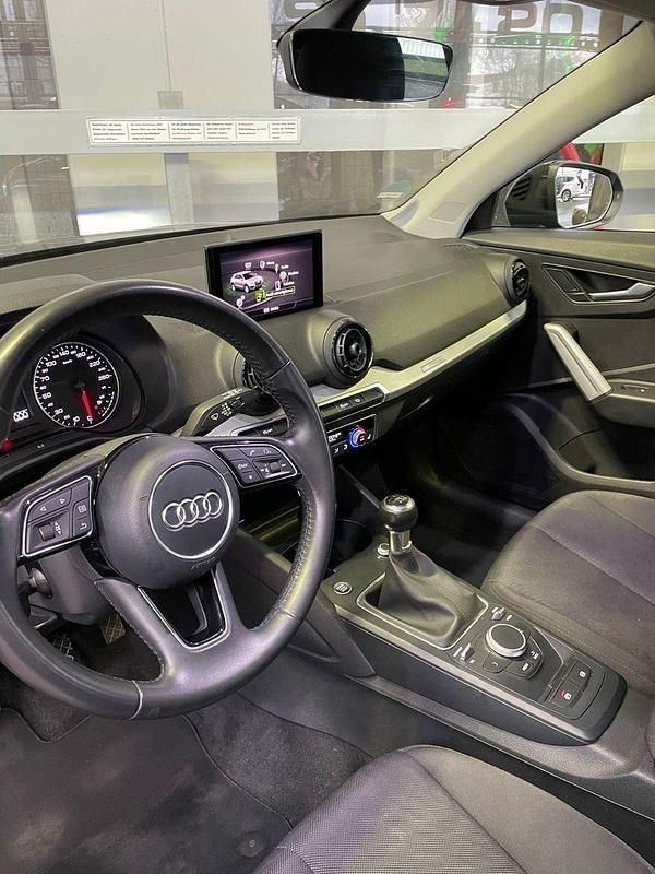 Gebraucht Audi Q2 116 PS (85 kW) 2018 Schwarz SUV