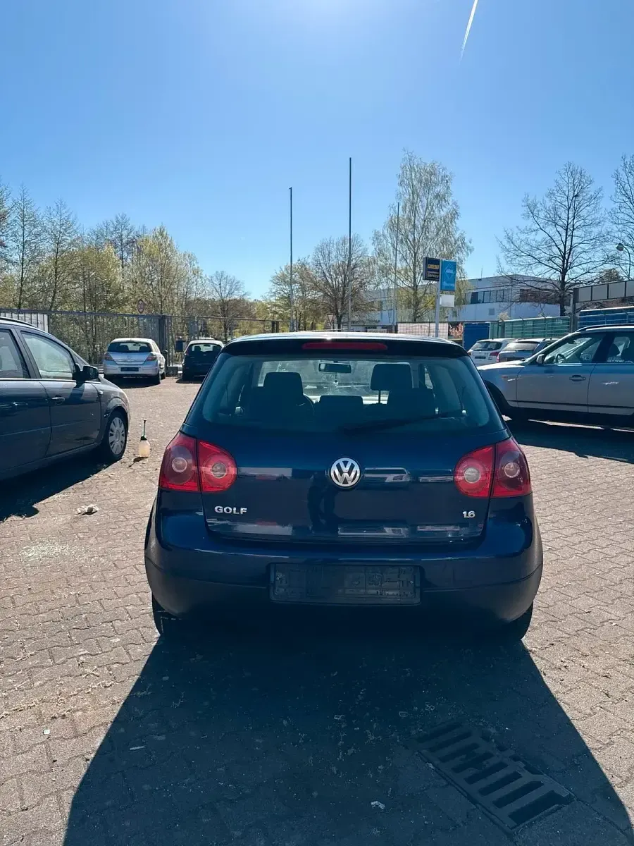 Gebraucht VW Golf IV 105 PS (77 kW) 2005 Blau Limousine