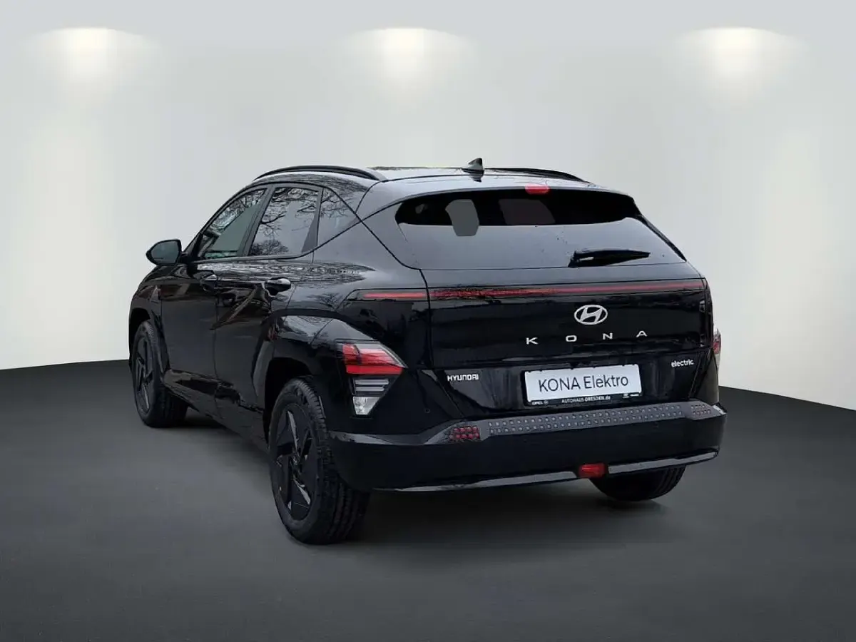 Neu Hyundai Kona Trend 99 kW (135 PS) 2026 Abyss black / mic SUV