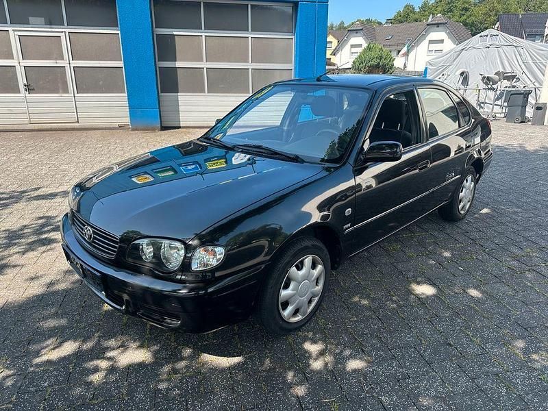 Schwarz Gebraucht 2001 Toyota Corolla Limousine | 2.900 € (Etwas zu teuer) - Bild 1/4
