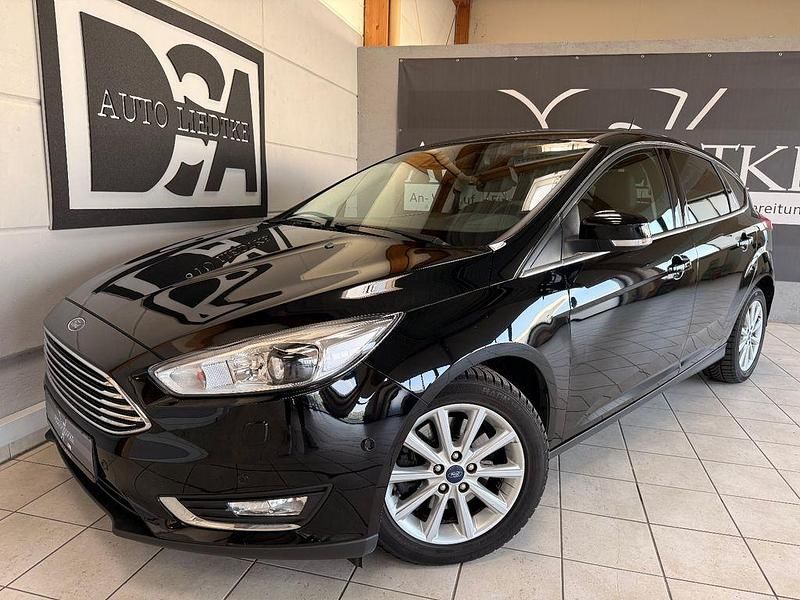 Gebraucht Ford Focus Titanium 150 PS (110 kW) 2017 Schwarz Limousine