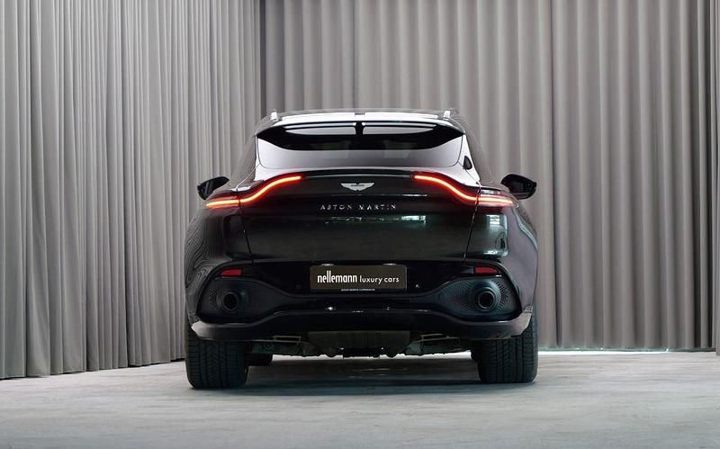 Gebraucht Aston Martin DBX 551 PS (405 kW) 2021 Grün SUV