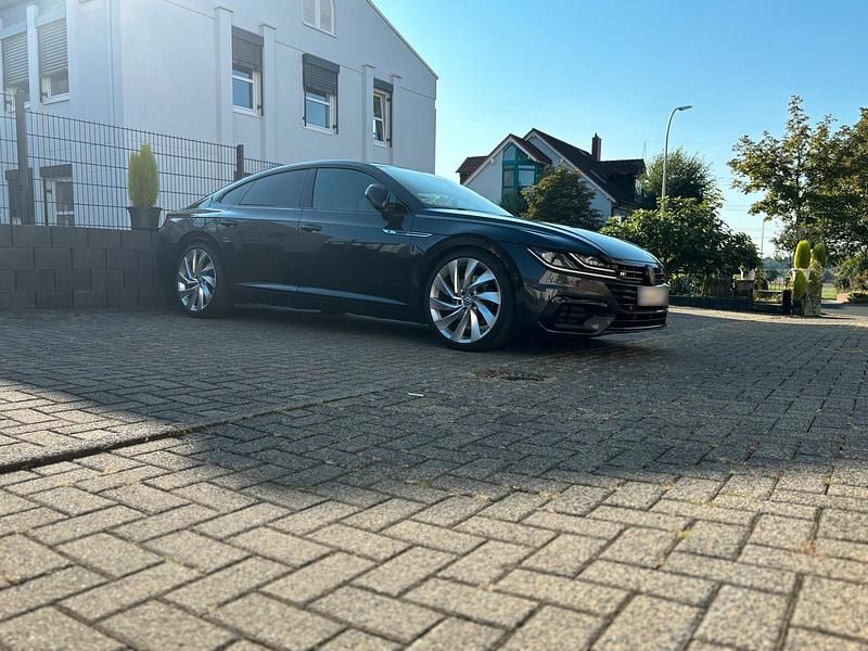 Gebraucht VW Arteon R-line 280 PS (205 kW) 2018 Grau Kleinwagen