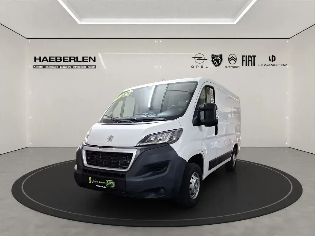 Gebraucht Peugeot Boxer 120 PS (88 kW) 2020 Weiß Van