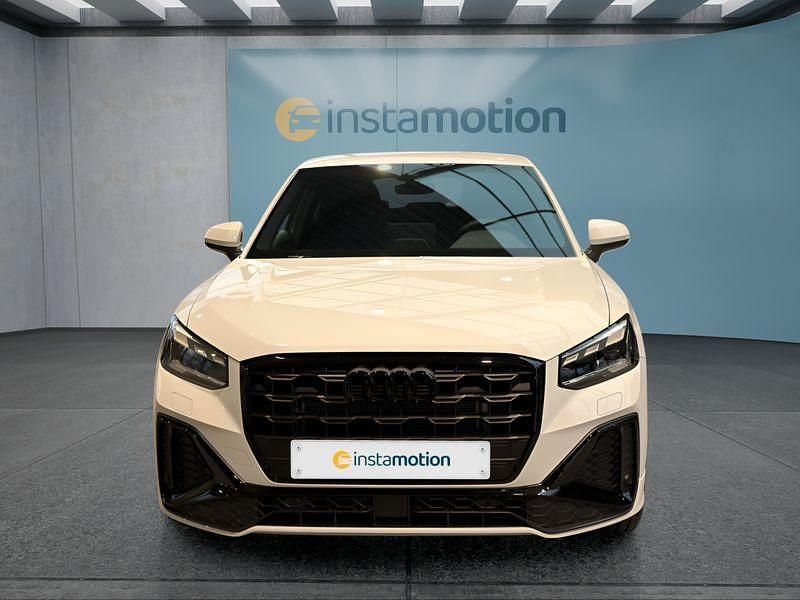 Neu Audi Q2 150 PS (110 kW) 2025 Weiß SUV