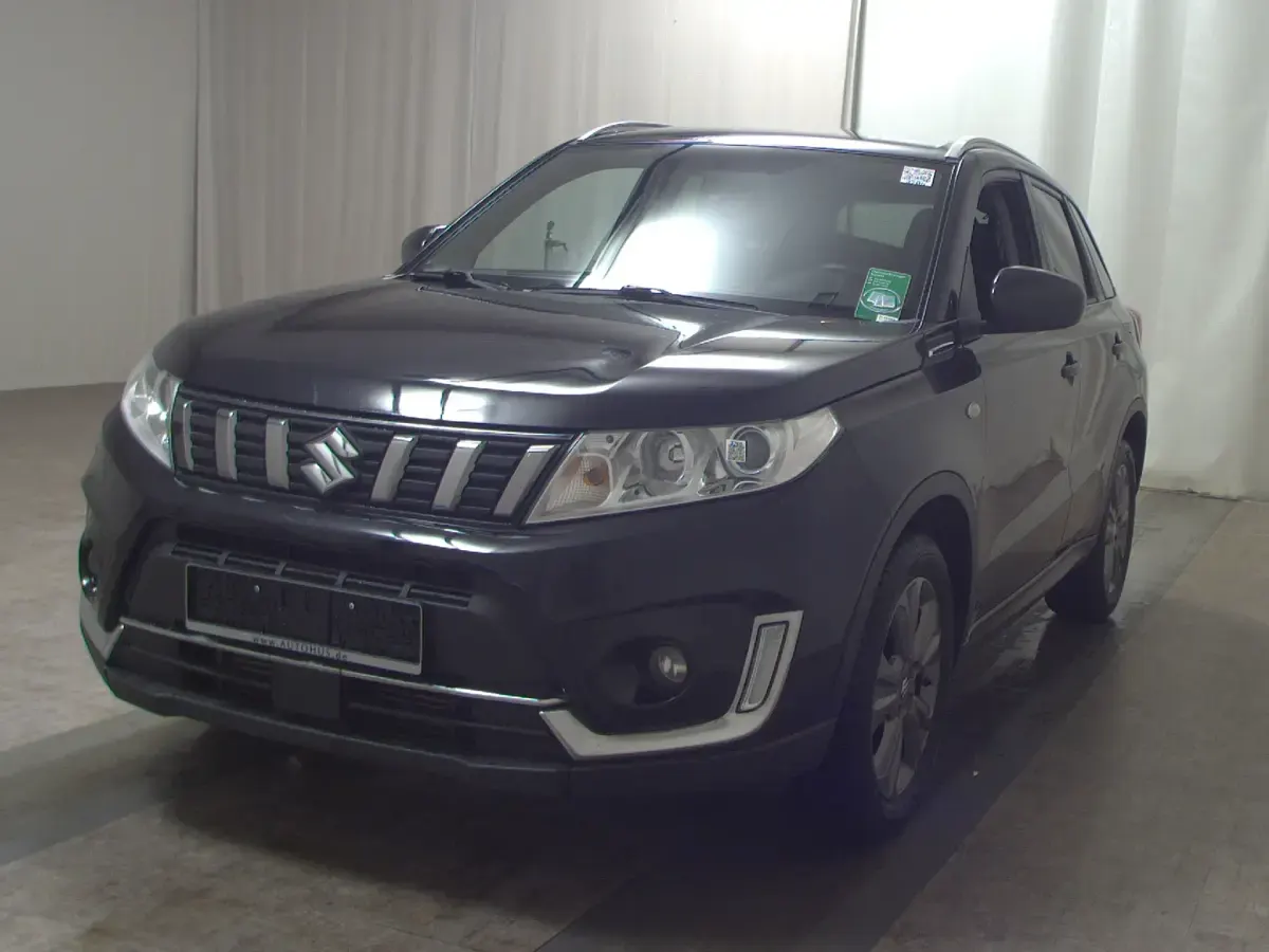 Gebraucht Suzuki Vitara Comfort 140 PS (102 kW) 2020 Schwarz SUV