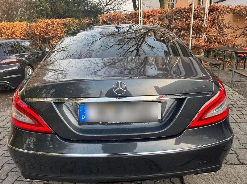 Gebraucht Mercedes CLS350 306 PS (225 kW) 2011 Grau Limousine