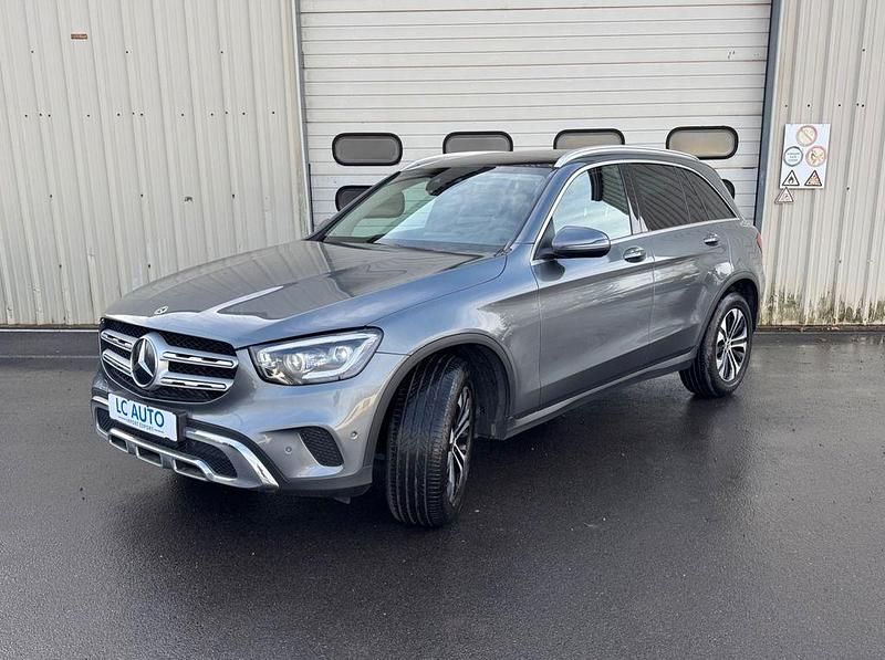 Grau Gebraucht 2020 Mercedes GLC220 SUV | 23.990 € (Fairer Preis) - Bild 1/4