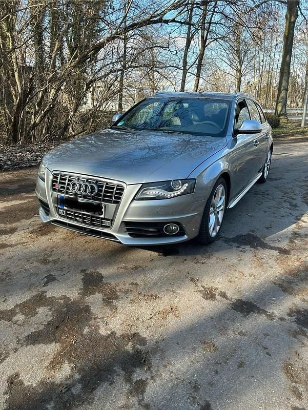Grau Gebraucht 2009 Audi S4 Kombi | 8.000 € (Guter Preis) - Bild 1/4