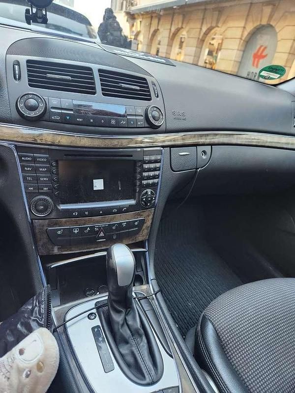 Brugt Mercedes E280 Elegance 177 HK (130 kW) 2004 Sort Stationcar