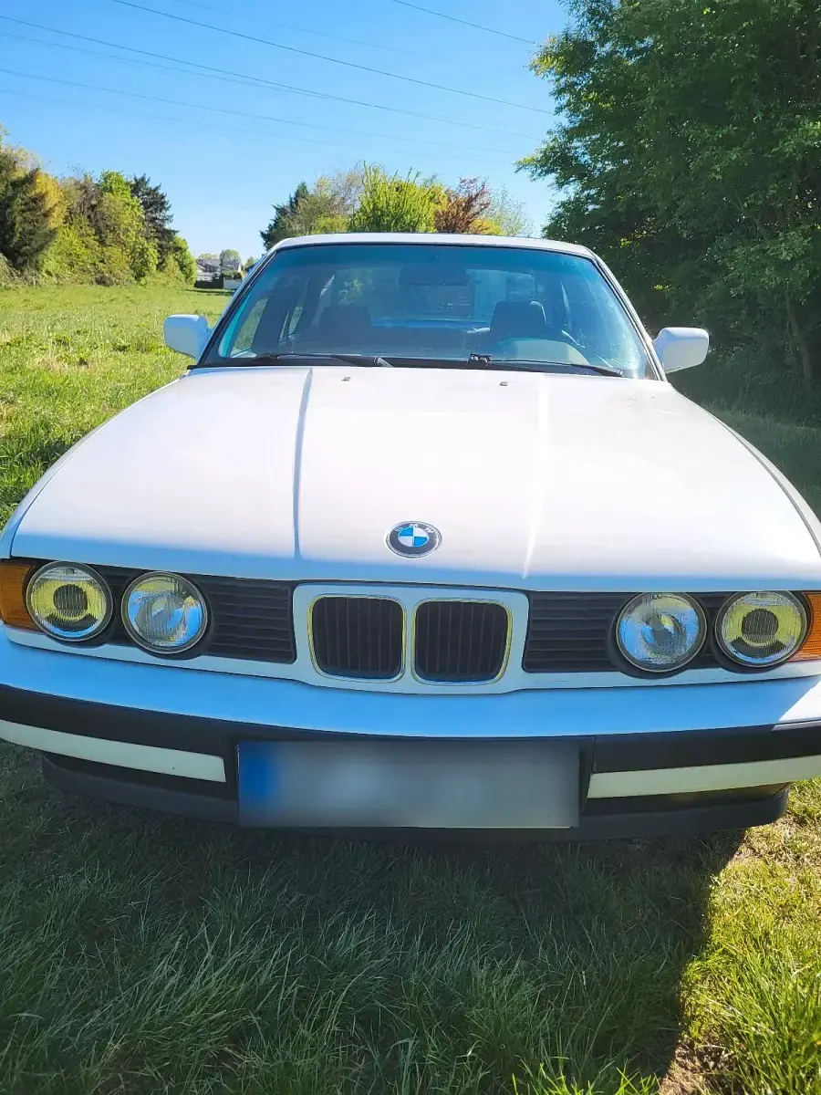 Gebraucht BMW 525 170 PS (125 kW) 1989 Weiß Limousine