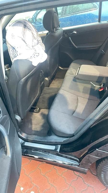 Gebraucht Mercedes C200 122 PS (89 kW) 2007 Schwarz Kombi