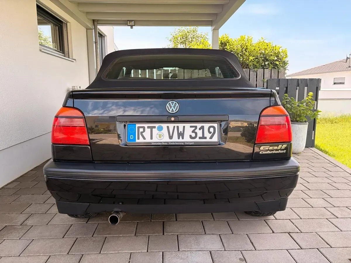 Gebraucht VW Golf Cabriolet 75 PS (55 kW) 1995 Schwarz Cabrio