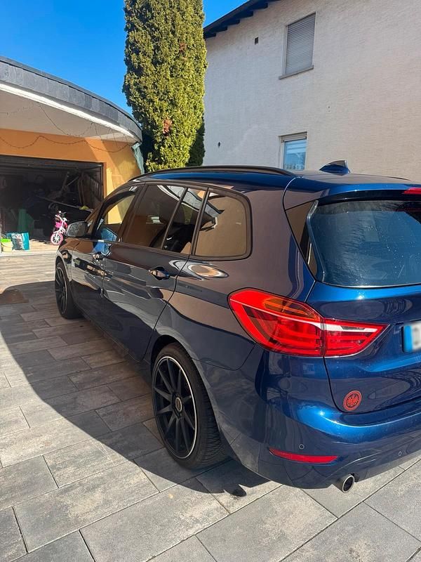 Gebraucht BMW 216 Gran Tourer 116 PS (85 kW) 2017 Blau Van / Kleinbus