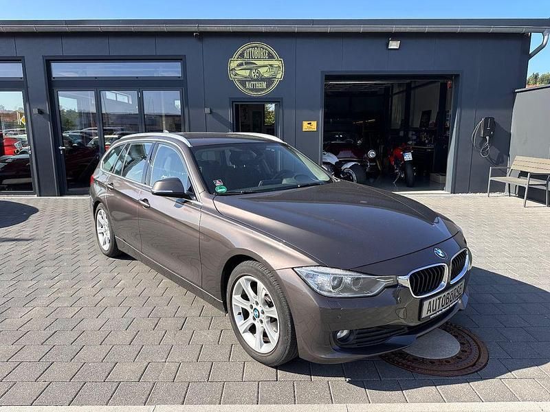 Havanna metallic Gebraucht 2012 BMW 320 Sport Line Kombi | 6.999 € (Fairer Preis) - Bild 1/4
