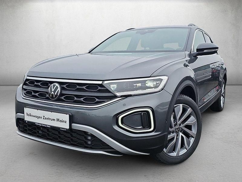 Gebraucht VW T-Roc Goal 150 PS (110 kW) 2024 Indiumgrau metallic / schwarz SUV