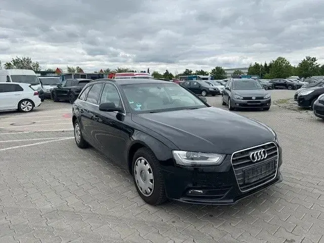 Gebraucht Audi A4 Ambiente 150 PS (110 kW) 2013 Schwarz Kombi