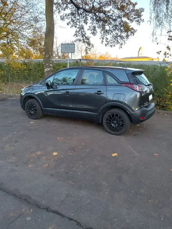 Gebraucht Opel Crossland Edition 131 PS (96 kW) 2017 Grau SUV