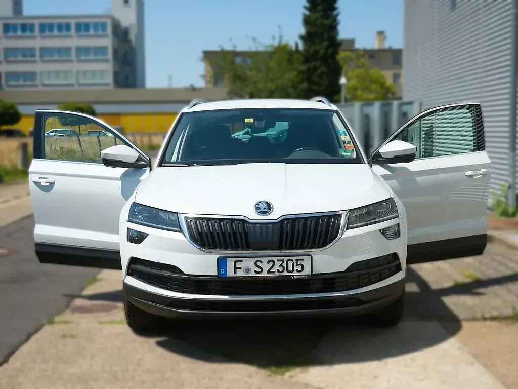Gebraucht Skoda Karoq Drive 150 PS (110 kW) 2020 Weiß SUV