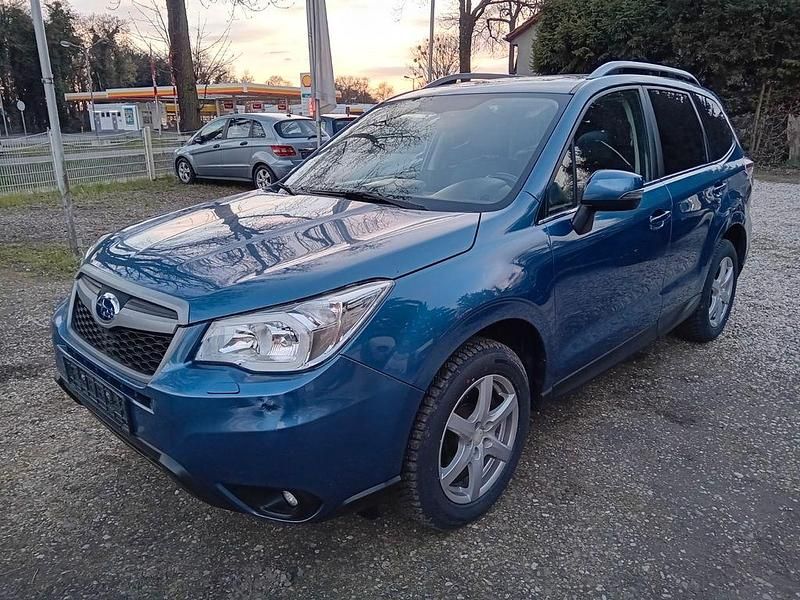 Gebraucht Subaru Forester Exclusive+ 147 PS (108 kW) 2015 Blau SUV