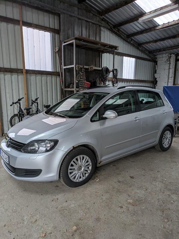 Silber Gebraucht 2009 VW Golf Plus Cross Van / Kleinbus | 2.400 € (Superpreis) - Bild 1/4