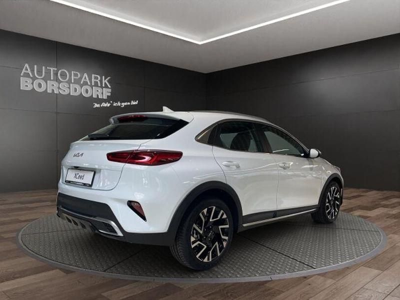 Neu Kia XCeed Spirit 150 PS (110 kW) 2025 Weiss SUV