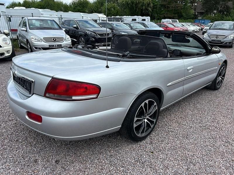 Gebraucht Chrysler Sebring Cabriolet 203 PS (149 kW) 2002 Silber Cabrio