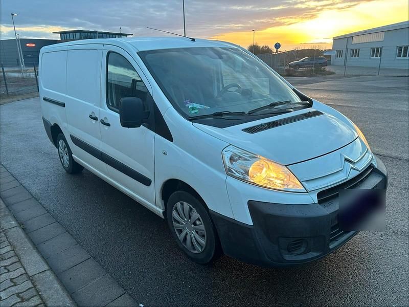 Gebraucht Citroën Jumpy 128 PS (94 kW) 2013 Weiß Van / Kleinbus