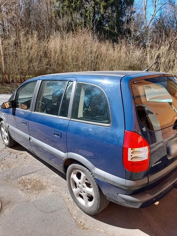 Gebraucht Opel Zafira 125 PS (91 kW) 2003 Blau Van / Kleinbus