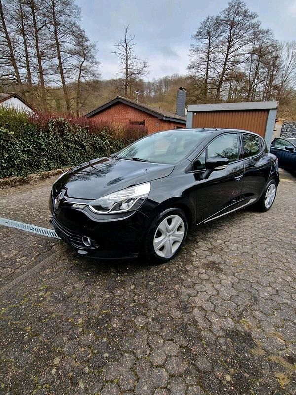 Gebraucht Renault Clio IV 75 PS (55 kW) 2014 Schwarz Kleinwagen