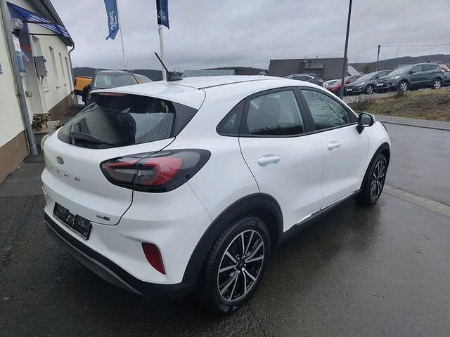 Gebraucht Ford Puma Titanium 125 PS (91 kW) 2020 Frozen white SUV