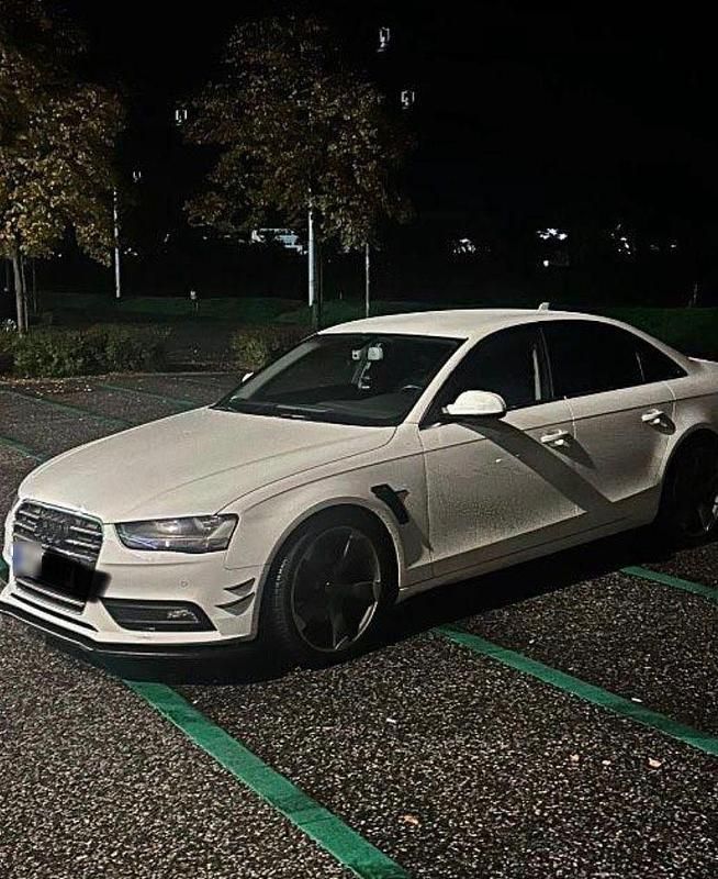 Gebraucht Audi A4 Ambition 170 PS (125 kW) 2012 Weiß Limousine