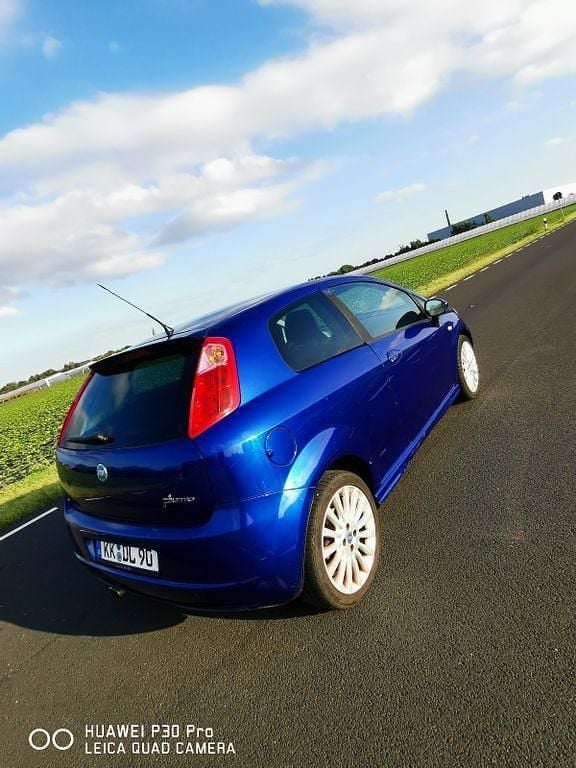Gebraucht Fiat Grande Punto Sport 95 PS (69 kW) 2007 Blau Kleinwagen