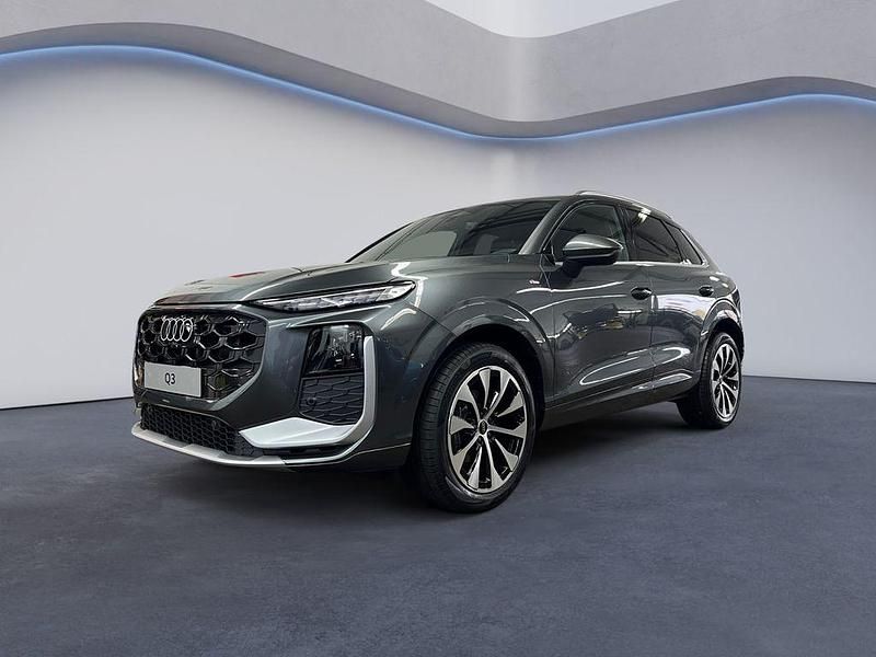 Daytonagrau perleffekt Neu 2025 Audi Q3 Sport SUV | 58.990 € - Bild 1/4