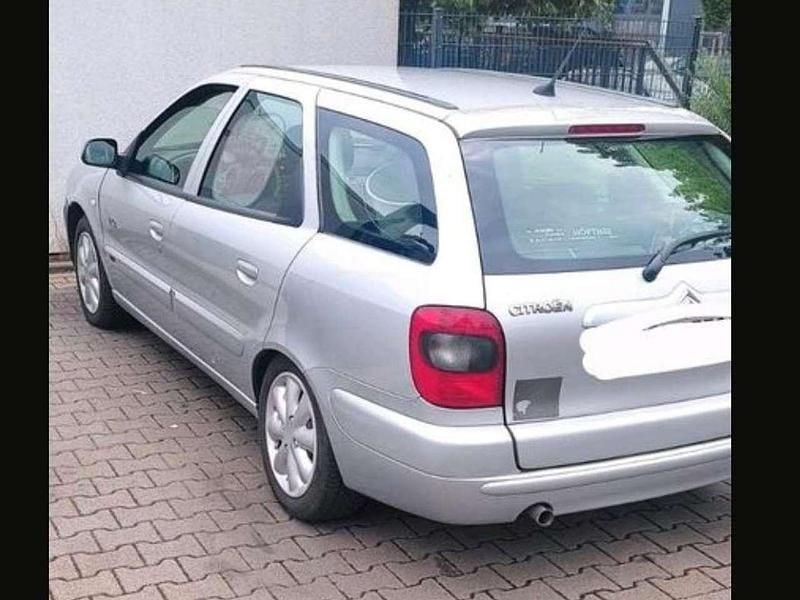 Silber Gebraucht 2004 Citroën Xsara Kombi | 850 € - Bild 1/4