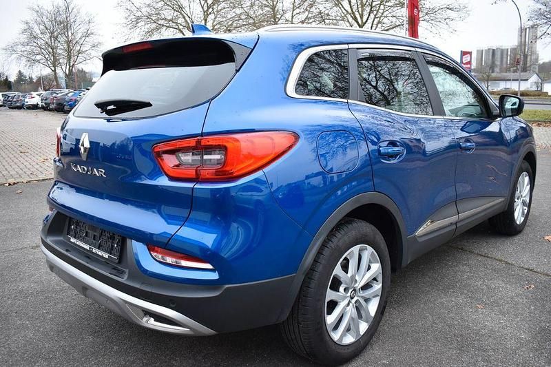 Gebraucht Renault Kadjar LIMITED 140 PS (102 kW) 2019 Blau SUV
