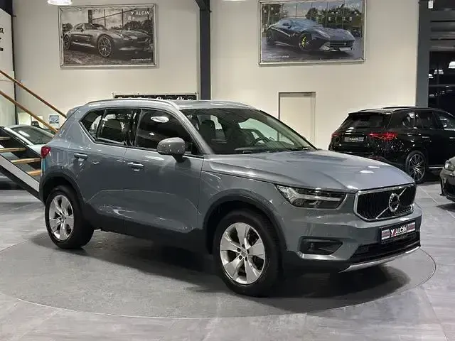 Second-hand Volvo XC40 Momentum 173 CP (127 kW) 2019 Gri SUV
