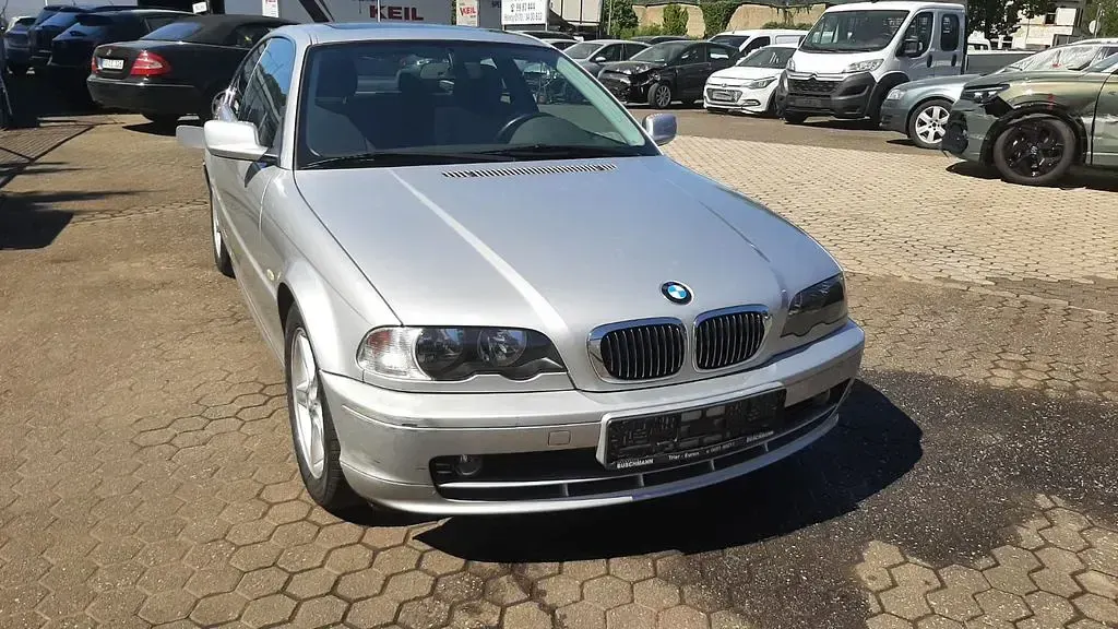 Używany BMW 320 Performance 170 KM (125 kW) 2001 Srebrny Coupe