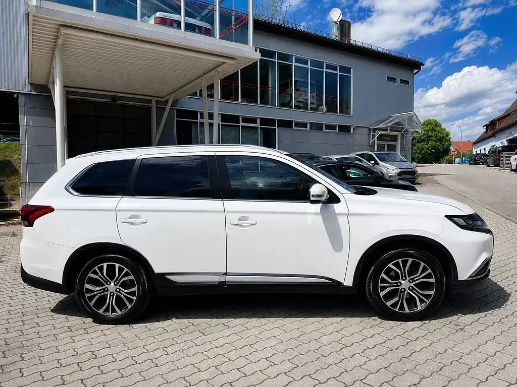 Brugt Mitsubishi Outlander Plus 150 HK (110 kW) 2015 Hvid SUV