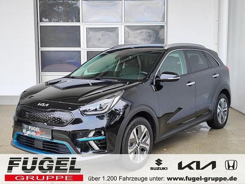 Auroraschwarz met Gebraucht 2022 Kia e-Niro Spirit SUV | 22.499 € (Superpreis) - Bild 1/4